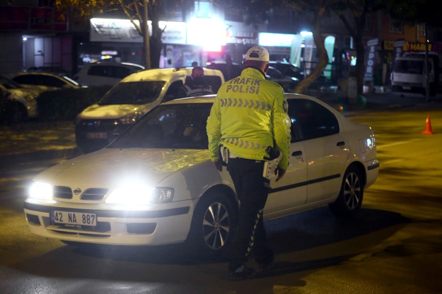 Konya, Aksaray, Karaman Ve Afyonkarahisar'da Sokağa Çıkma Kısıtlaması Başladı