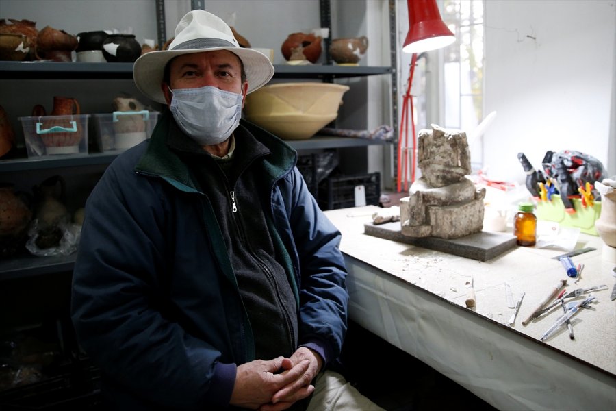 Kültepe'de Eski Tunç Çağı'na Ait Tanrıça Heykeli Bulundu