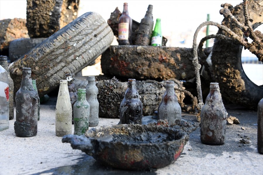 Mersin'de Deniz Dibi Temizliği Yapıldı