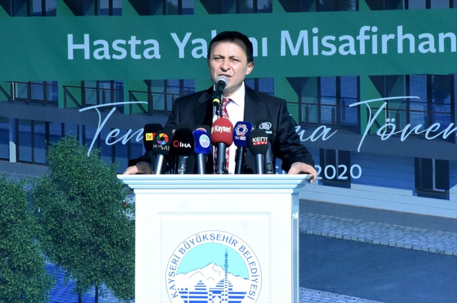 Erciyes Üniversitesinin Kovid-19 Aşı Adayının İlk Doz Uygulamasında Sayı 44 Oldu