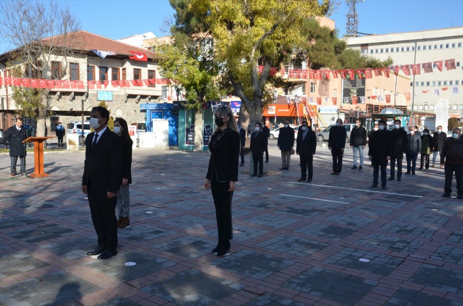 Konya, Afyonkarahisar, Karaman Ve Aksaray'da 24 Kasım Öğretmenler Günü Kutlandı