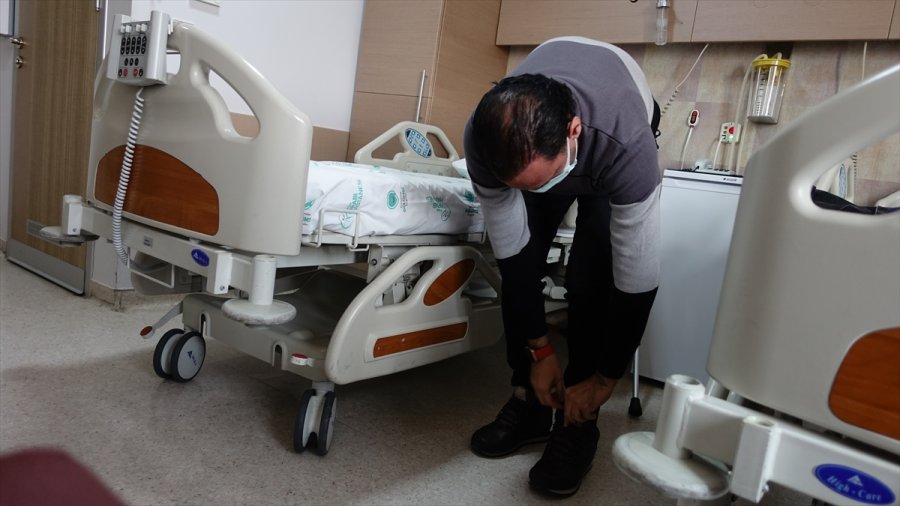 31 Yıldır Hasret Kaldığı Ayakkabılarına Kavuşmanın Mutluluğunu Yaşıyor