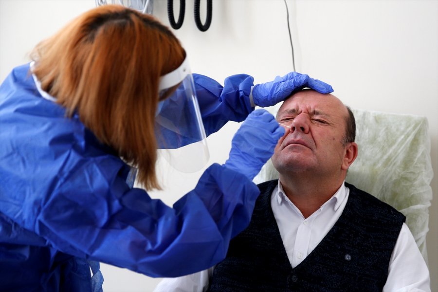 Çin Menşeli Kovid-19 Aşısı Kayseri'de Gönüllülere Uygulanıyor