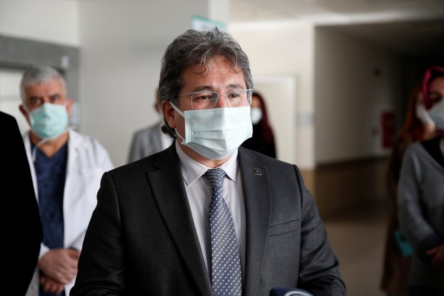 Çin Menşeli Kovid-19 Aşısı Kayseri'de Gönüllülere Uygulanıyor