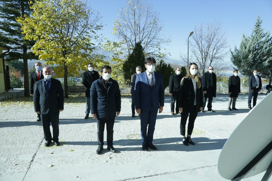 Halkapınar'da Öğretmenler Günü Buruk Kutlandı