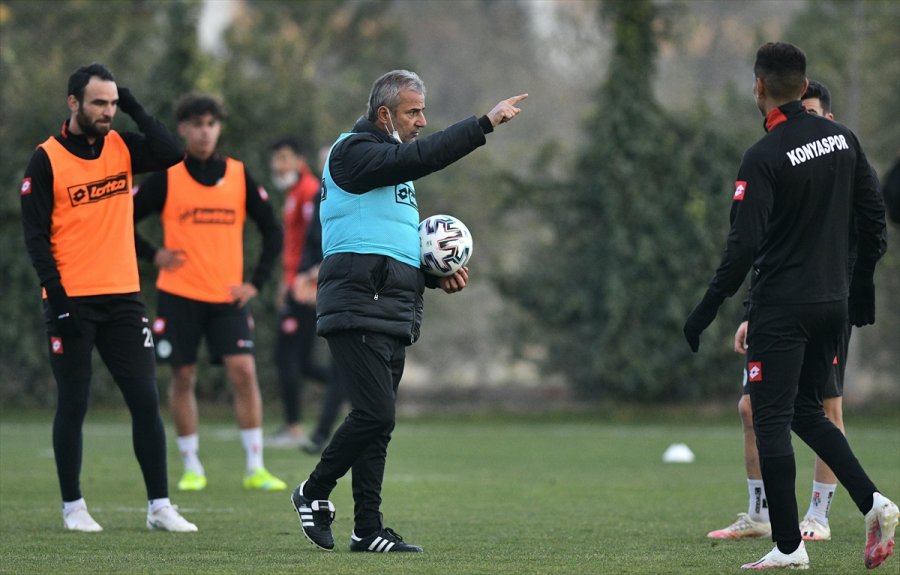 Konyaspor Kupa Mesaisine Başladı