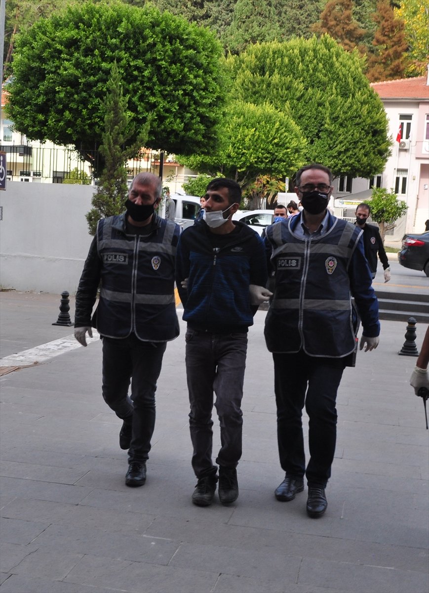 Antalya'da Hırsızlık Şüphelisi İki Kişi Tutuklandı