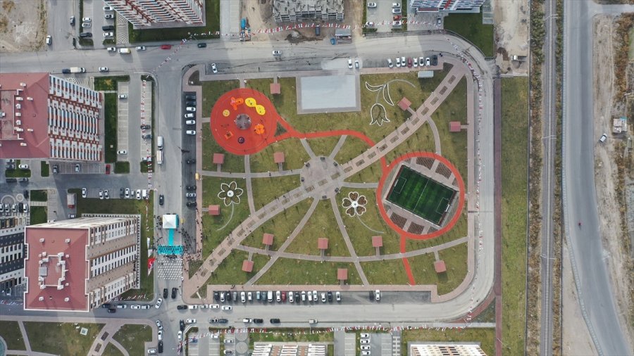 Büyükkılıç, Alsancak Parkı'nın Açılışını Gerçekleştirdi