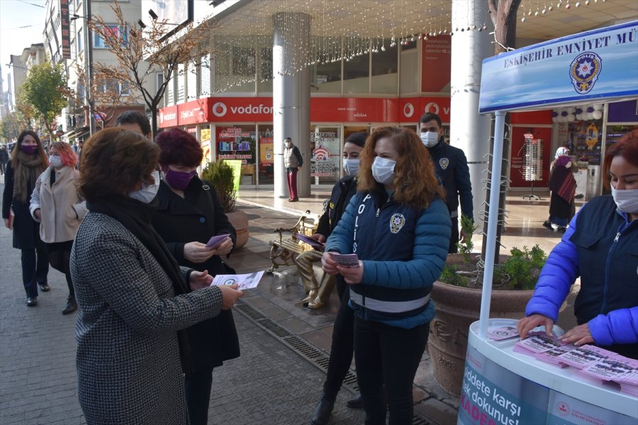 Eskişehir İl Emniyet Müdürlüğü Kadınlara Kades Uygulamasını Tanıttı