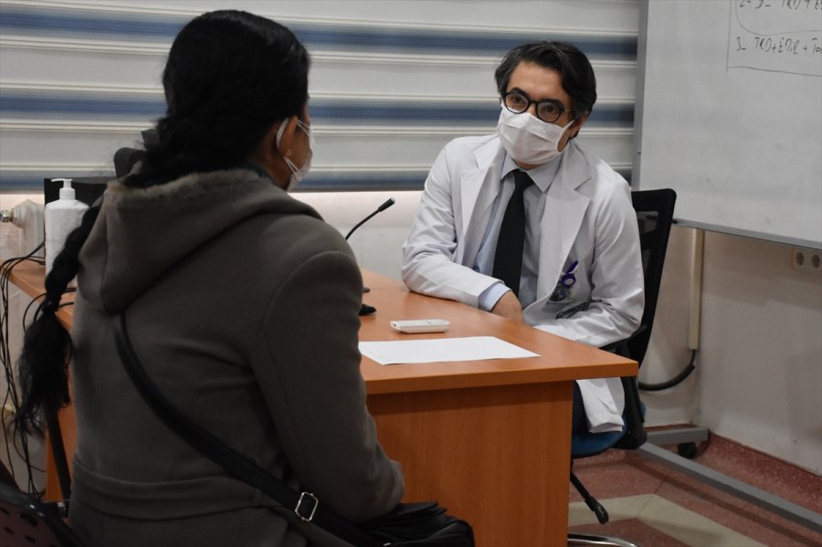 Kovid-19 Hastaları Yaşadıklarını Anlatıyor - Koronavirüsü Yenen Öğretim Üyelerinden