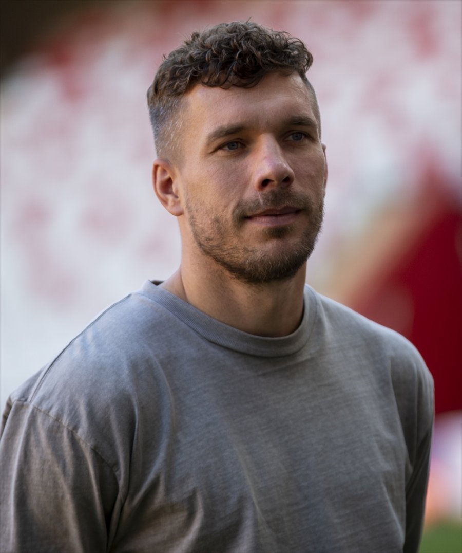 Podolski'nin Yer Aldığı Patara Tanıtım Videosunun Lansmanı Yapıldı