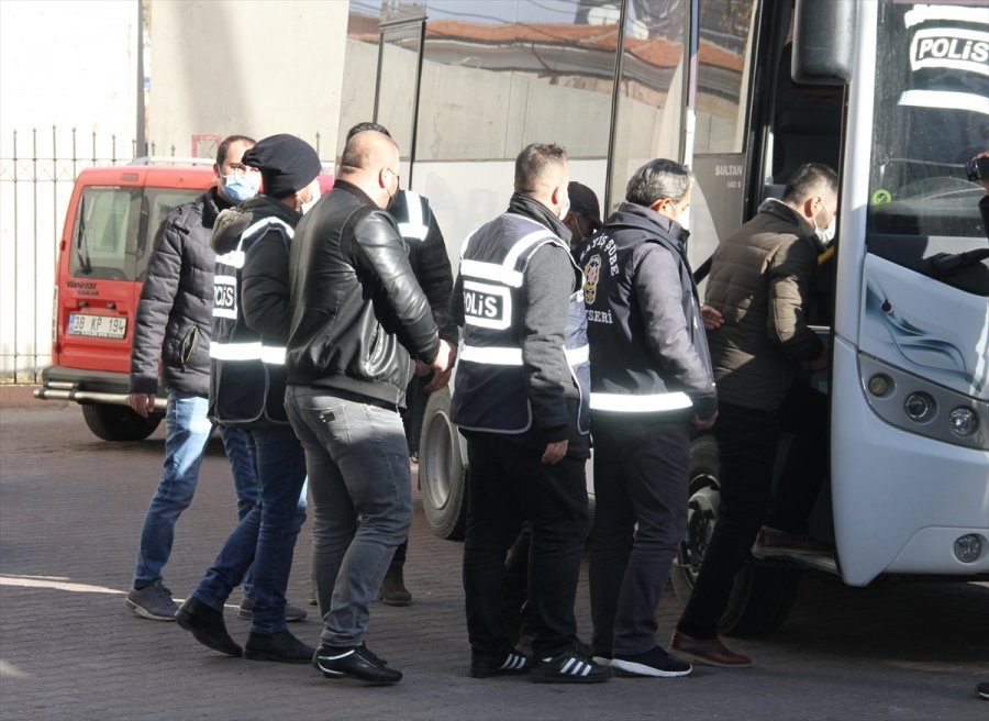 Kayseri'de Aranan 17 Kişi Eş Zamanlı Operasyonla Yakalandı
