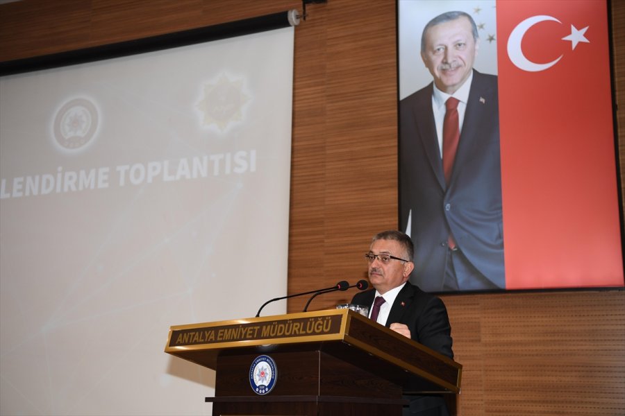 Antalya'da Uyuşturucu İle Mücadelede Risk Durumu Değerlendirme Toplantısı Yapıldı