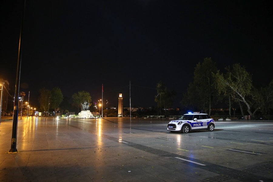 Antalya, Muğla, Isparta Ve Burdur'da Sokağa Çıkma Kısıtlamasına Uyuldu