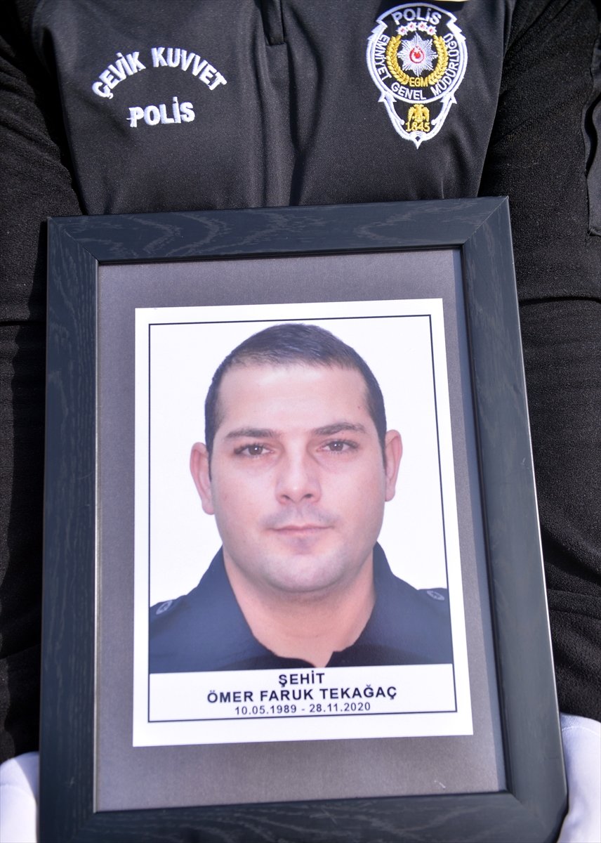 Mersin'de Midibüsün Devrilmesi Sonucu Şehit Olan Polis İçin Tören Düzenlendi