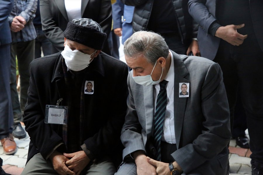 Mersin'de Midibüsün Devrilmesi Sonucu Şehit Olan Polis Son Yolculuğuna Uğurlandı