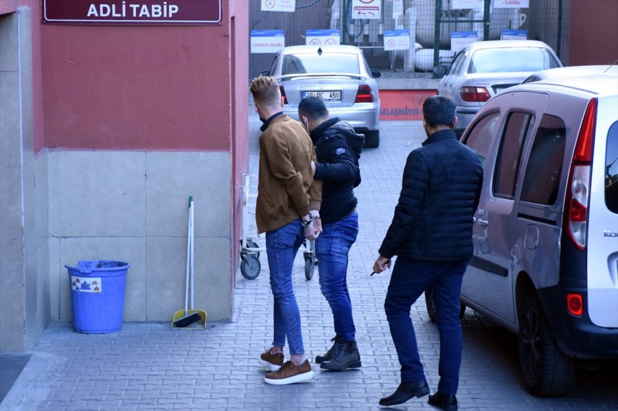 Kayseri'de Bıçaklı Kavga: 1 Yaralı