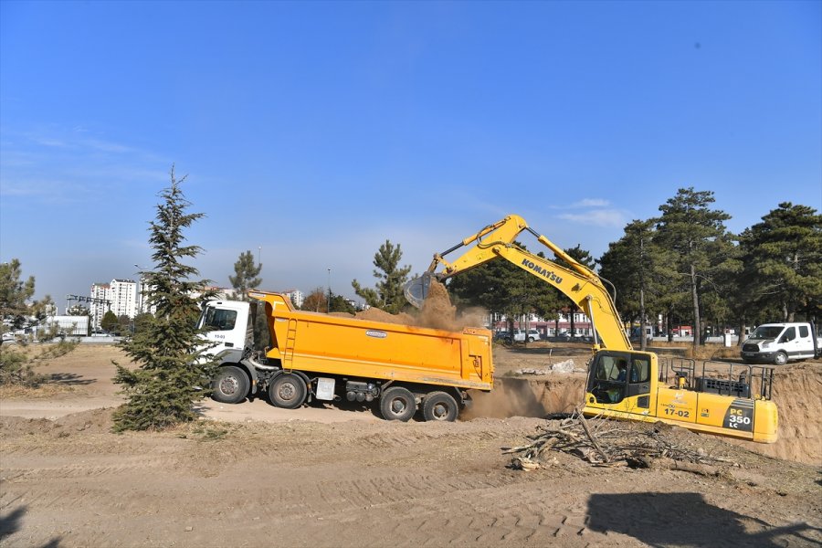 Kayseri'deki Recep Tayyip Erdoğan Millet Bahçesi'nde Çalışmalar Devam Ediyor
