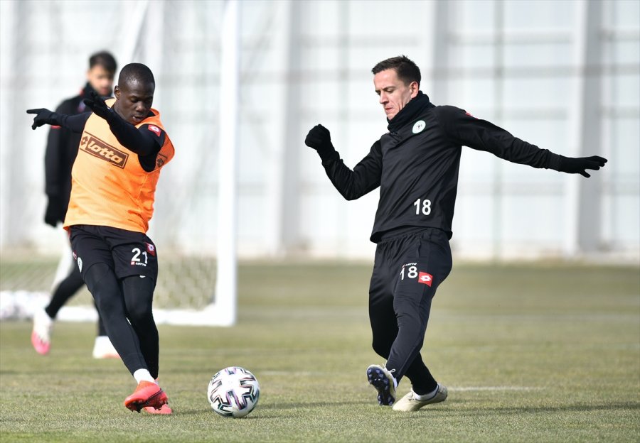 Konyaspor, Büyükşehir Belediye Erzurumspor Maçı Hazırlıklarına Başladı