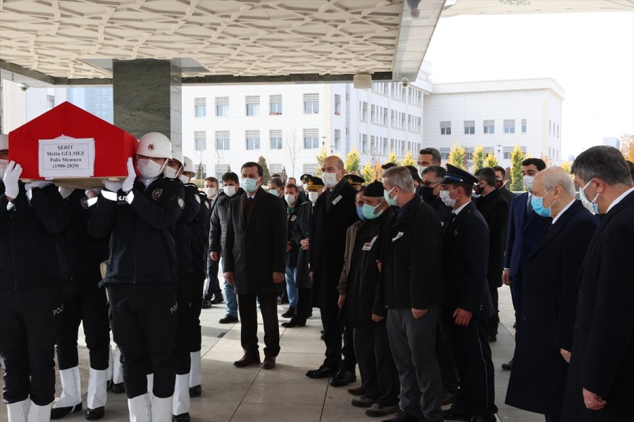 Ankara'da Trafik Kazası Sonucu Şehit Olan Polis Memuru Son Yolculuğuna Uğurlandı