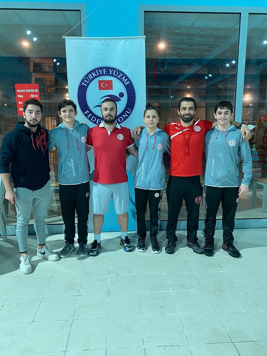 Antalyaspor Yüzme Takımından 47 Madalya
