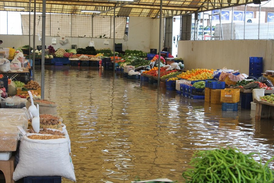 Güncelleme - Antalya'da Sağanak, Dolu Ve Kar Etkili Oldu