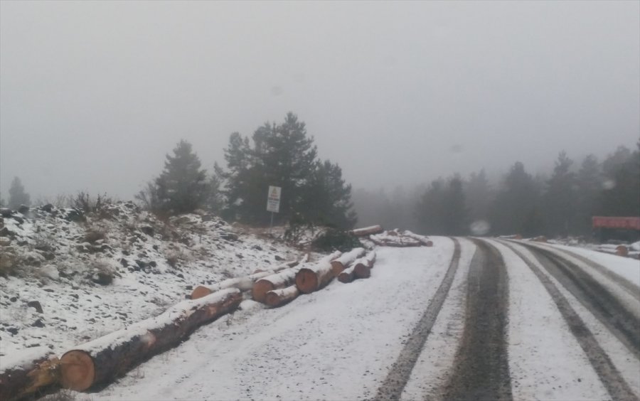 Beypazarı’nın Yüksek Kesimleri Beyaza Büründü