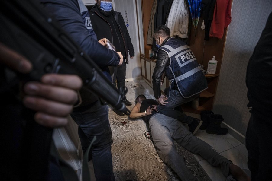 Başkentte Organize Suç Örgütüne Yönelik Operasyonda 17 Şüpheli Yakalandı