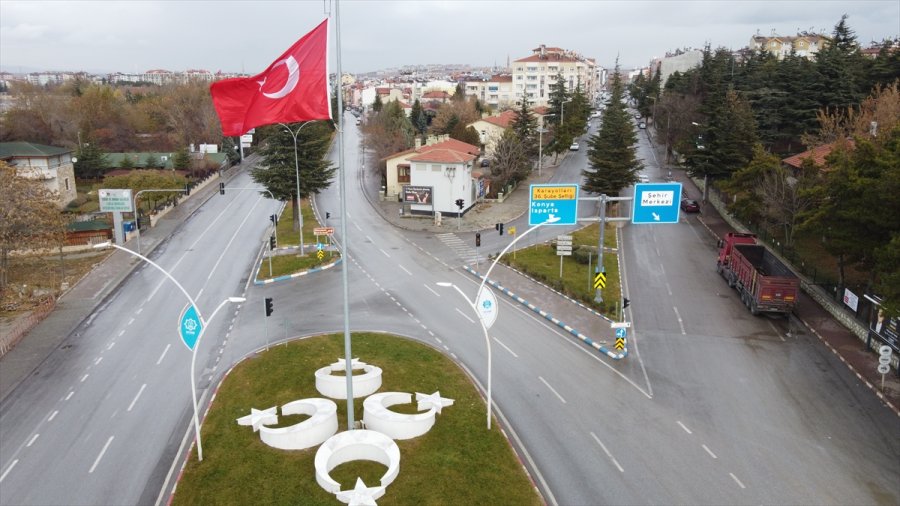 Beyşehir Gölü Kıyılarında Sokağa Çıkma Kısıtlaması Sessizliği