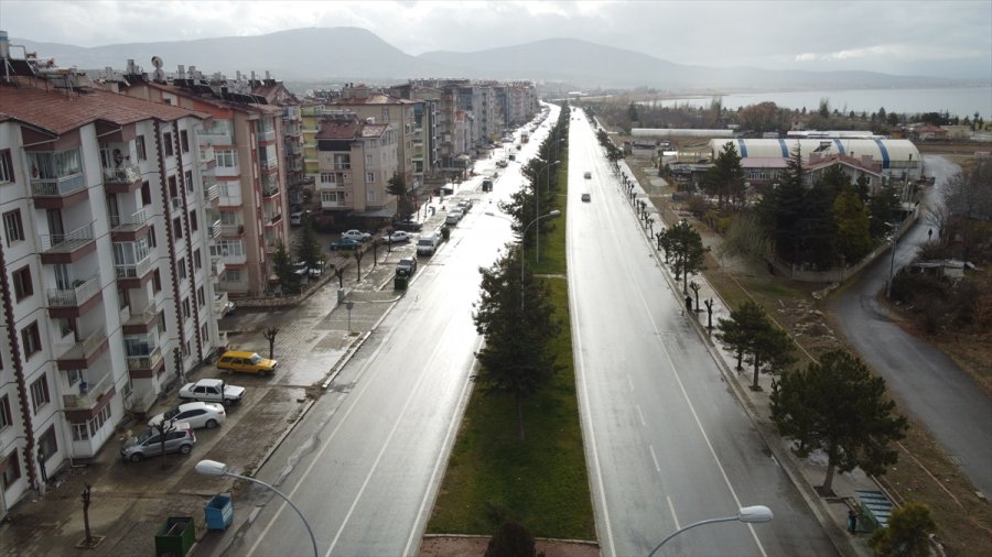 Beyşehir Gölü Kıyılarında Sokağa Çıkma Kısıtlaması Sessizliği