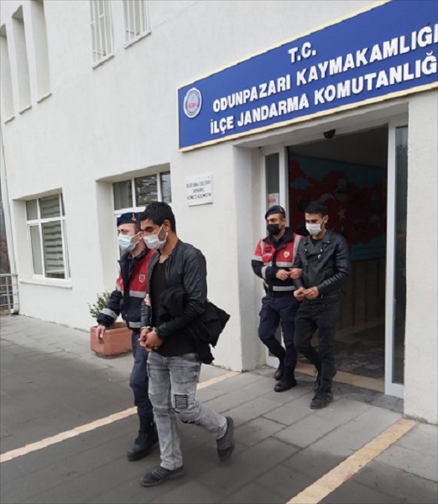Eskişehir'de Kablo Hırsızlığı Şüphelisi 2 Kişi Yakalandı