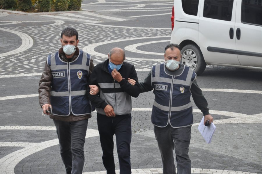 Akşehir'de 434 Şişe Kaçak İçki Ele Geçirildi