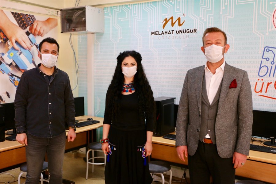 Eskişehir'de Ortaokul Öğretmenleri Uzaktan Eğitimi Dijital Araçlarla Eğlenceli Hale Getiriyor