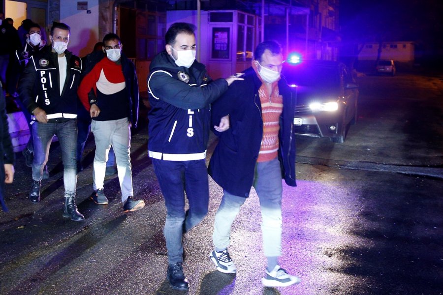 Kayseri'de Bir Evde Uyuşturucu Kullanan 8 Kişi Gözaltına Alındı