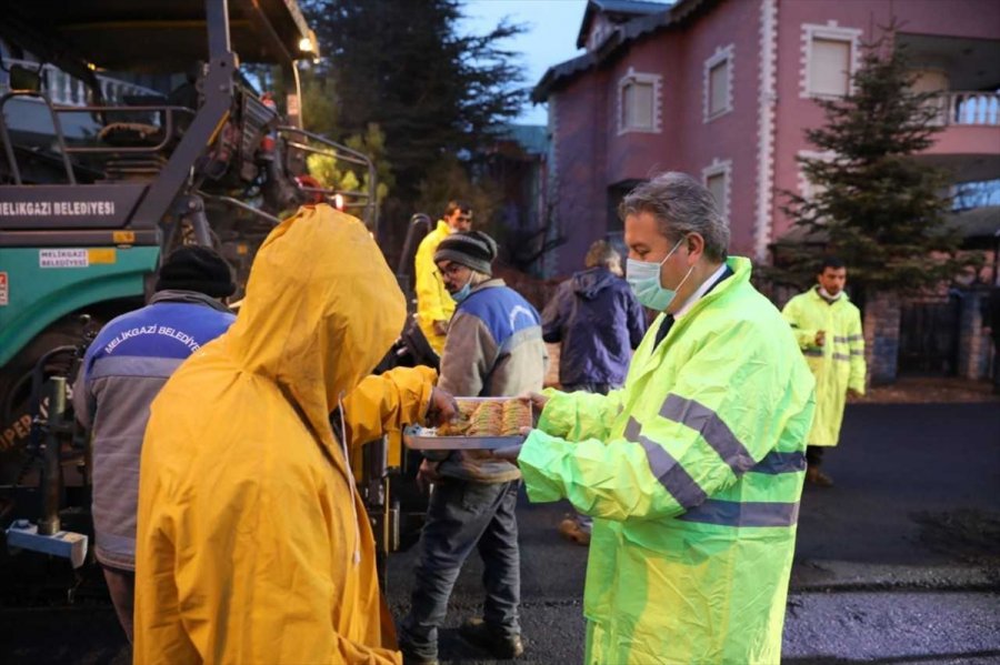 Melikgazi Belediye Başkanı Mustafa Palancıoğlu Yol Çalışmasını Denetledi