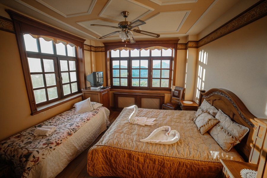 Alman Beate Tatil İçin Geldiği Türkiye'de Yaşam Kurdu