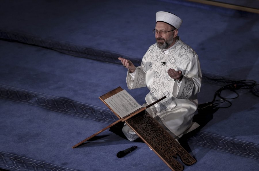 Diyanet İşleri Başkanı Erbaş'tan, Salgın Hastalık Ve Doğal Afetlerde Hayatını Kaybedenler İçin Dua