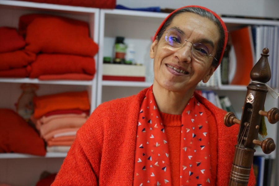 Hint Asıllı Arjantinli Keşiş Rüyasında Gördüğü Mevlana'nın Yoluna Girdi