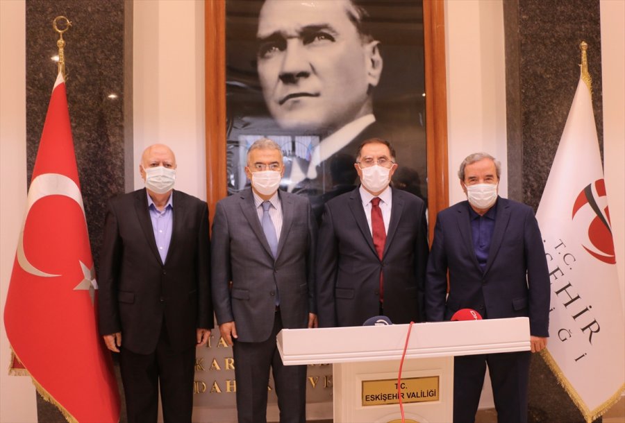 Kamu Başdenetçisi Malkoç, Eskişehir Valisi Ayyıldız'ı Ziyaret Etti