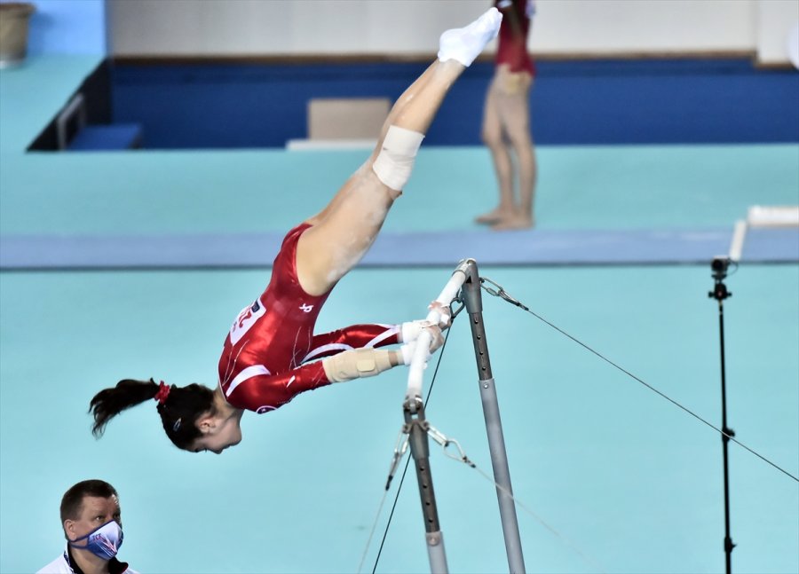 Avrupa Kadınlar Artistik Cimnastik Şampiyonası'nda Gençlerde Romanya Şampiyon Oldu