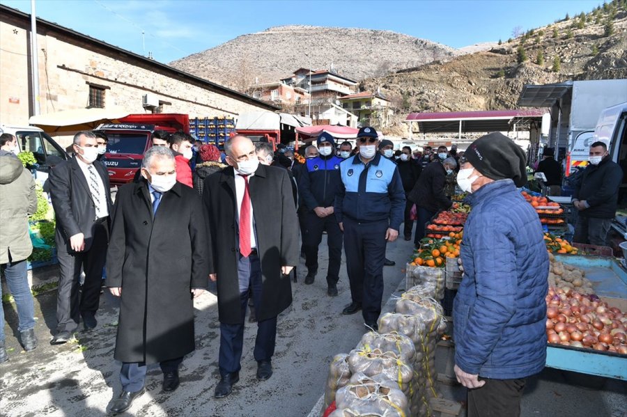 Başkan Büyükkılıç, Yahyalı'yı Ziyaret Etti