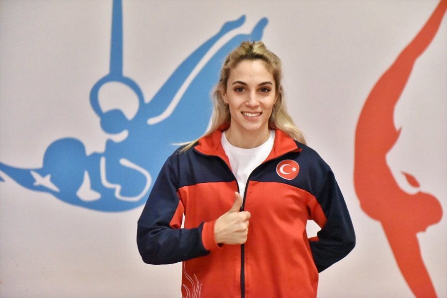 Avrupa Şampiyonası'nda Finale Yükselen Kadın Cimnastikçiler Madalyalara Göz Dikti