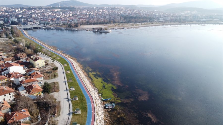 Beyşehir Gölü Kıyıları Yabancı Turistlere Kaldı