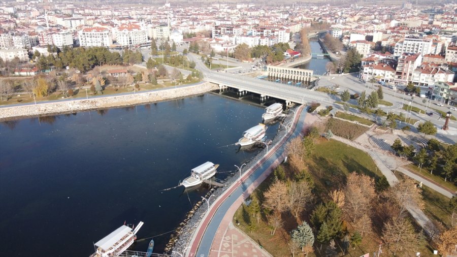 Beyşehir Gölü Kıyıları Yabancı Turistlere Kaldı