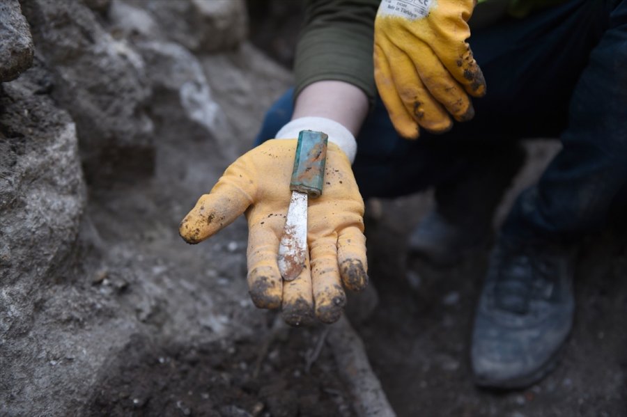 Ulucanlar Cezaevi Önündeki Tarihi Çeşmeden Mahkumlara Ait Kesici Aletler Zulası Çıktı