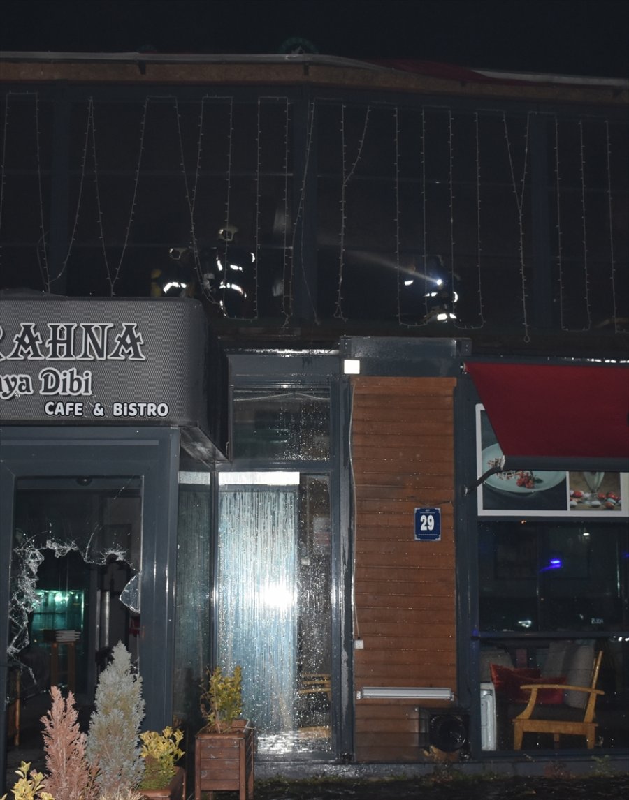 Başkentte Kundaklanan Kafede Hasar Oluştu