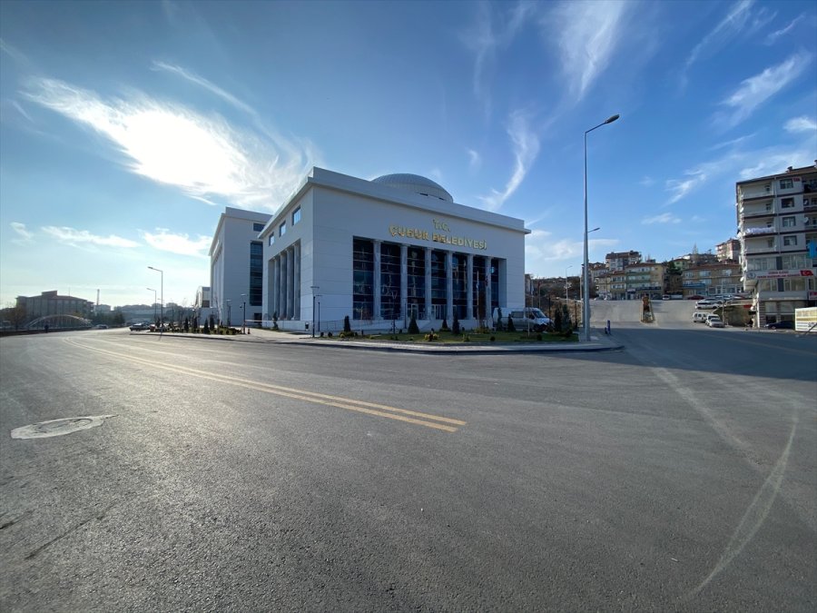 Çubuk’ta Hafta Sonu Sokağa Çıkma Kısıtlamalarına Uyuldu