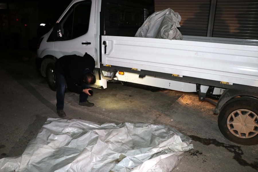 Kayseri'de Polis Aracına Çarpıp Kaçan 2 Kişi, Kovalamaca Sonucu Yakalandı