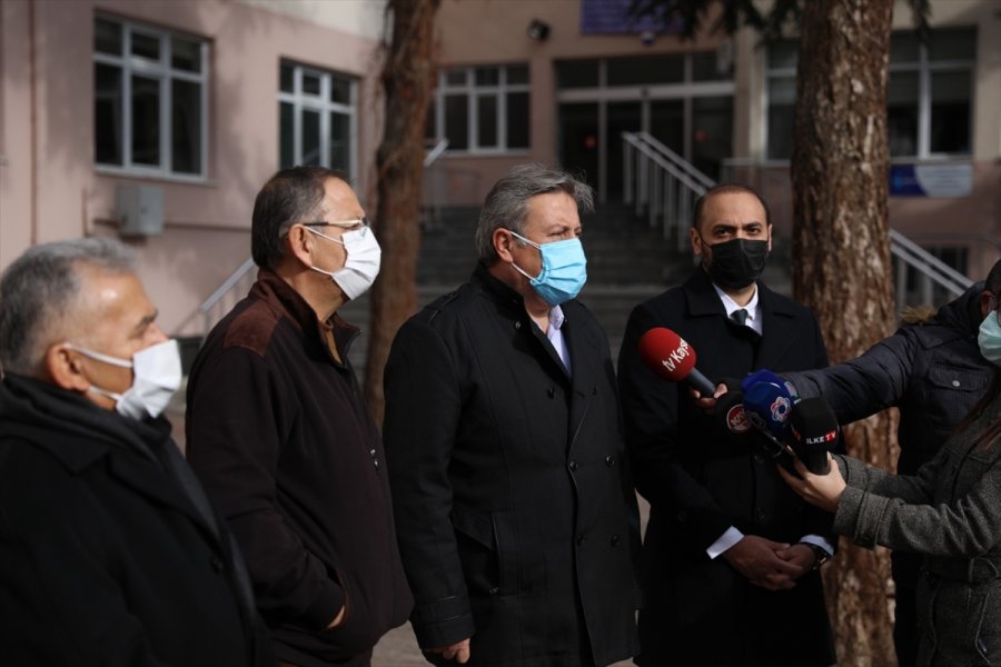 Özhaseki Ve Palancıoğlu Otopark Ve Park Yapılacak Yeri Denetledi