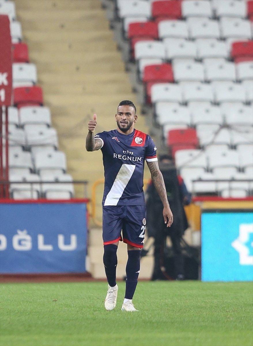 Antalyaspor İç Sahada Dördüncü Galibiyetini Aldı